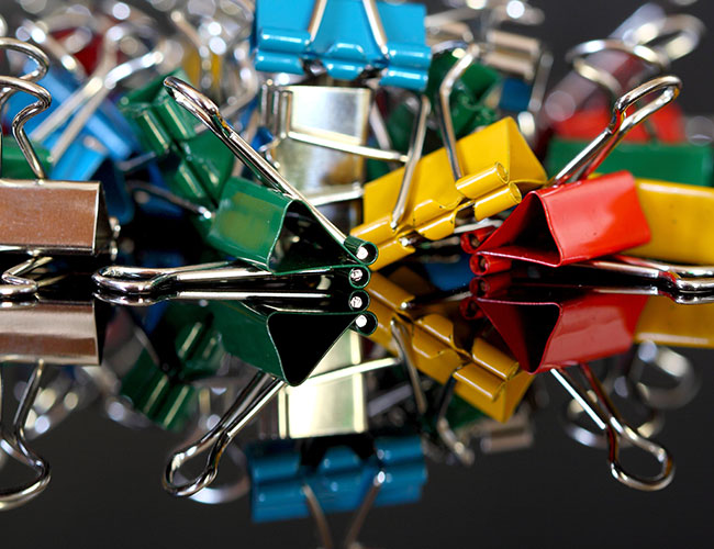 Office Essentials: Why Bulldog Clips Are Needed — 3idcards